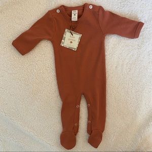 NWT Kate Quinn Organic Footie Cedar